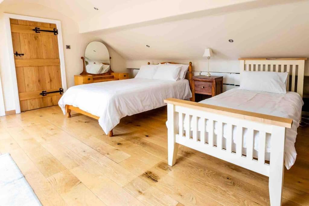 Four Bed Barn Conversion Junction 37 38 M1 Barnsley Exterior foto