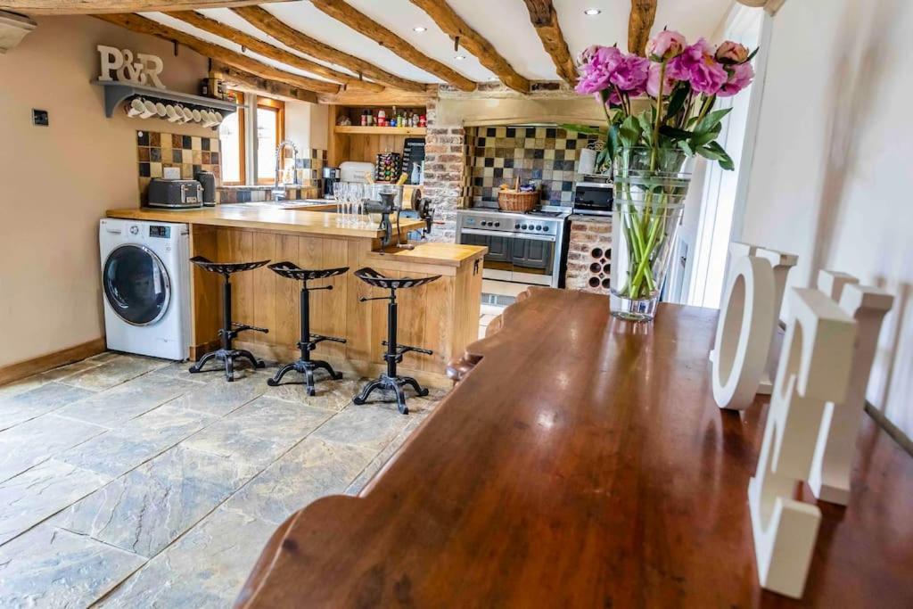 Four Bed Barn Conversion Junction 37 38 M1 Barnsley Exterior foto